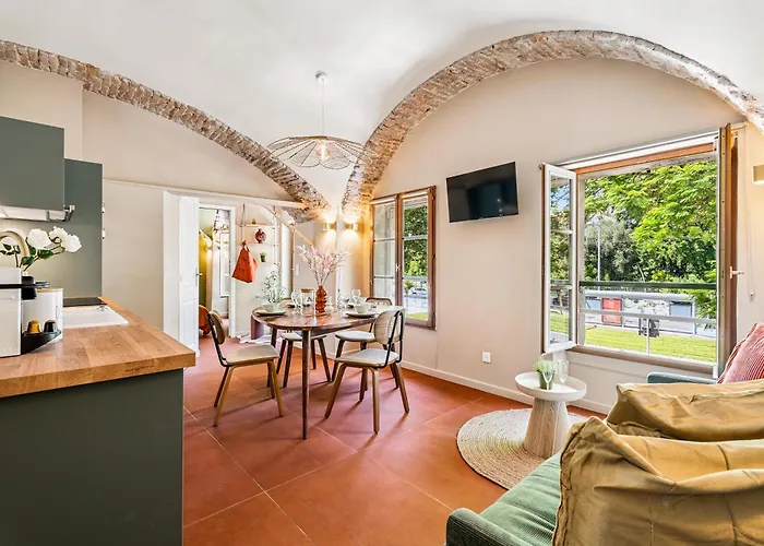 Renting - Crotti - Authentic Immersion Sea & Massena *